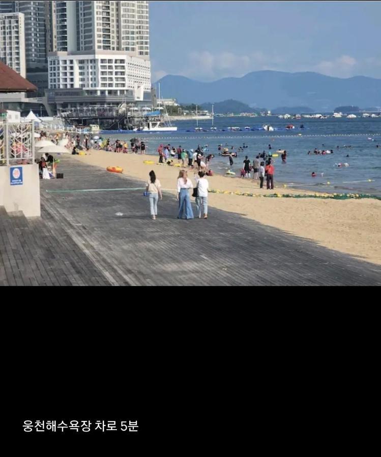 Lotte Castle Marina Aparthotel Yeosu Eksteriør bilde